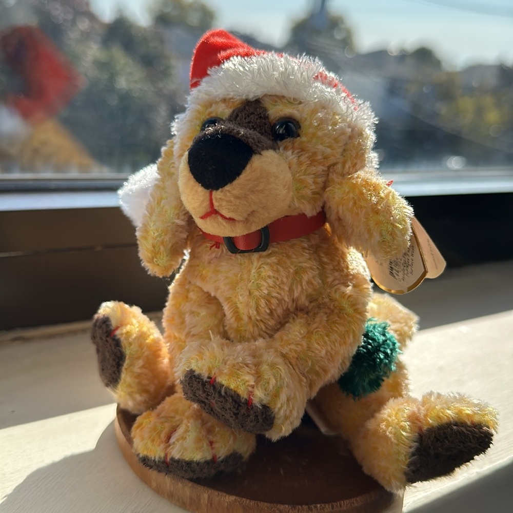 JinglePup Ty 2000 Beanie Baby,Vintage.Rare! White trim Santa hat with green tail